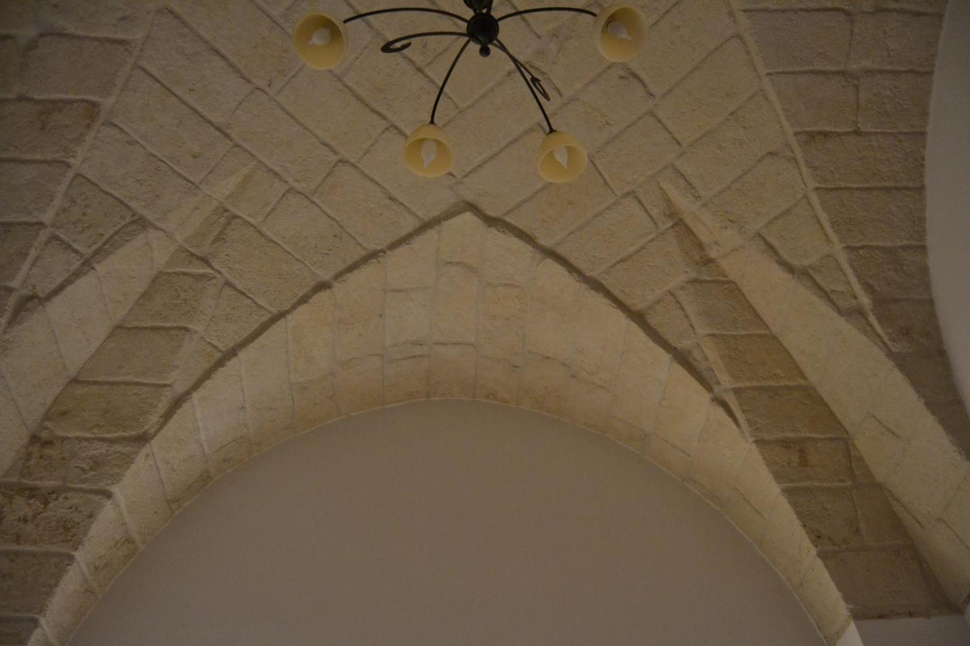 Al Borgo Antico Ristorante E B&B Crispiano Bagian luar foto